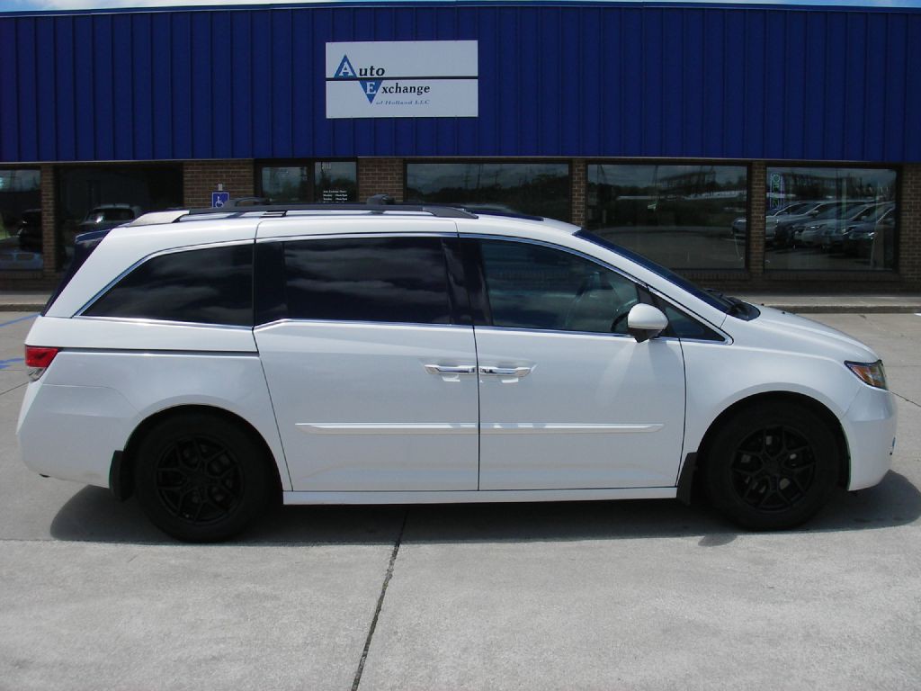 2014 Honda Odyssey Image 4