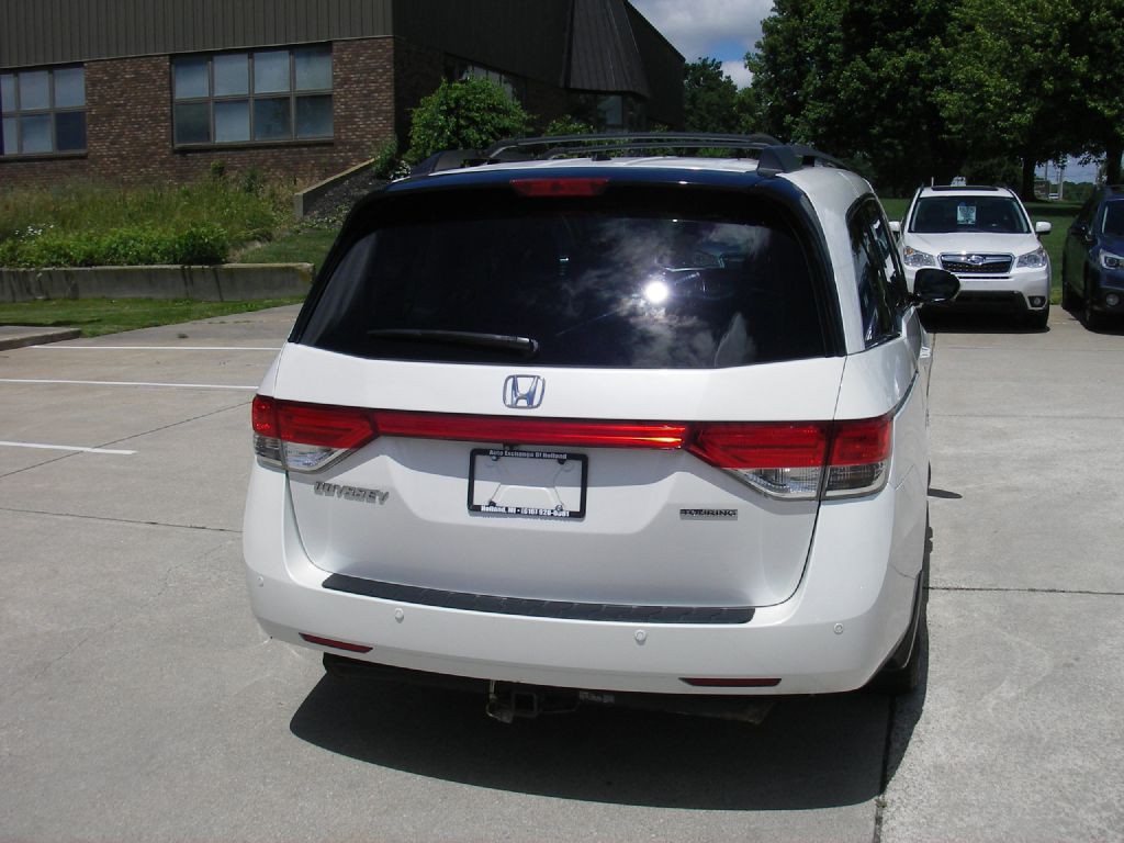 2014 Honda Odyssey Image 6