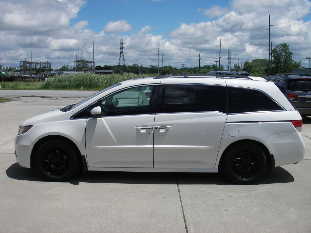 2014 Honda Odyssey Image 10