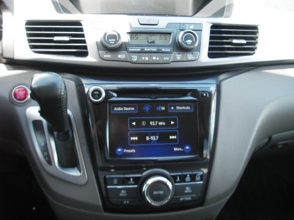 2014 Honda Odyssey Image 23