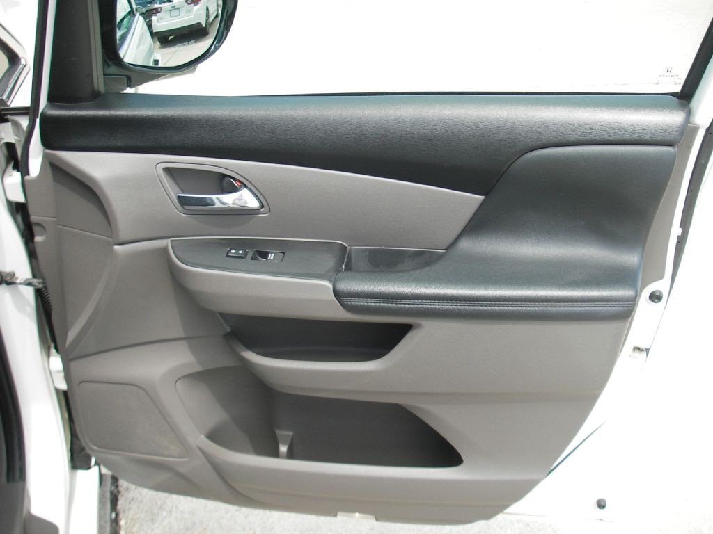 2014 Honda Odyssey Image 36