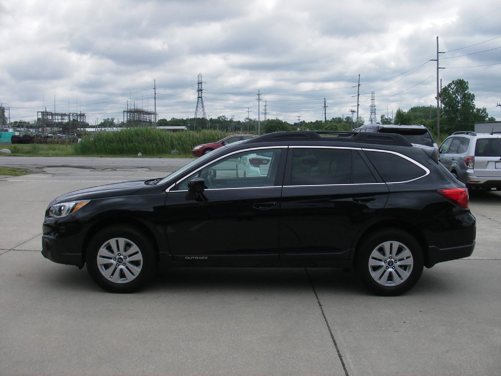 2017 Subaru Outback Image 10