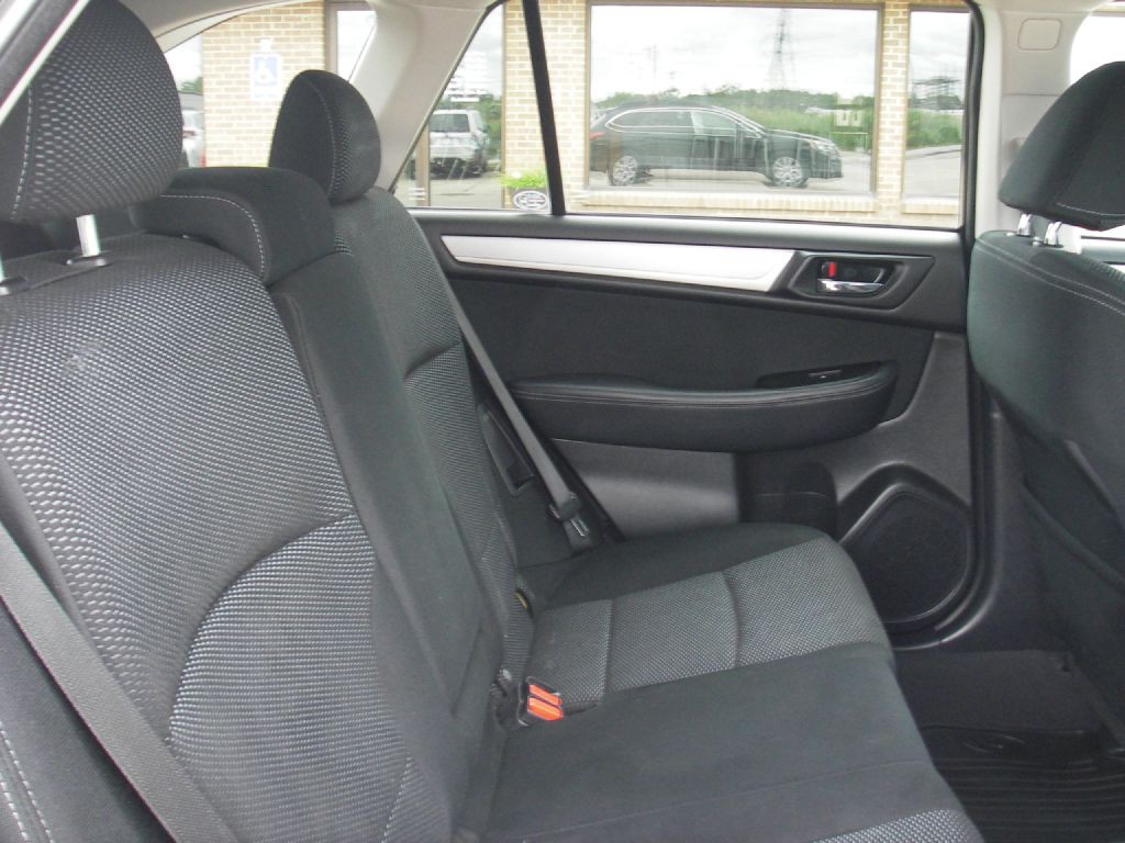 2017 Subaru Outback Image 31