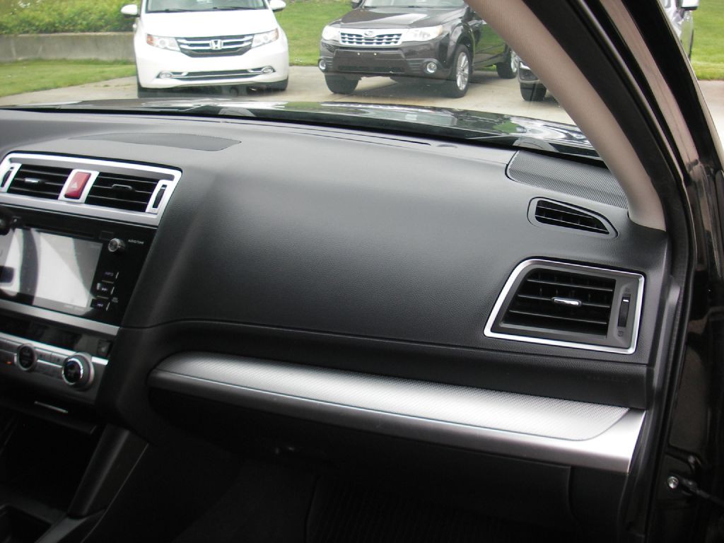 2017 Subaru Outback Image 33