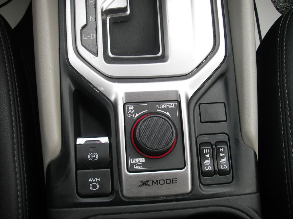 2020 Subaru Forester Image 27