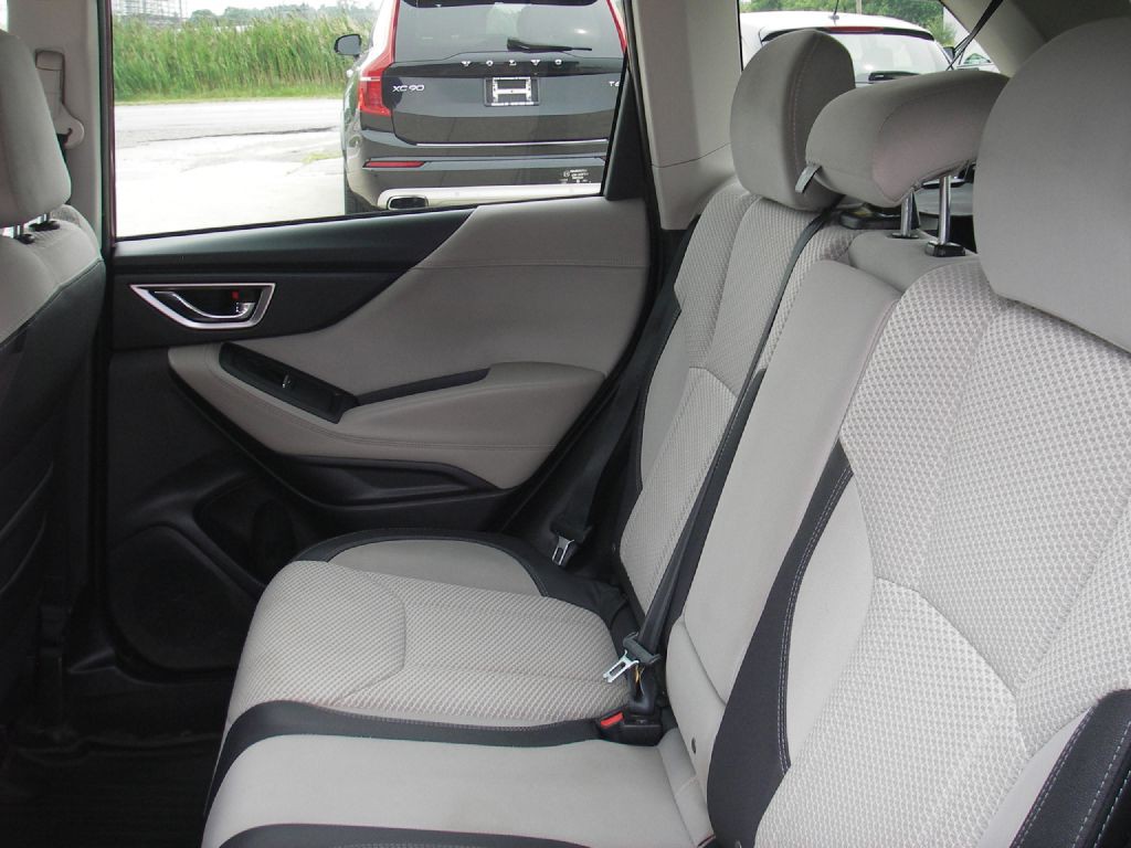 2020 Subaru Forester Image 29