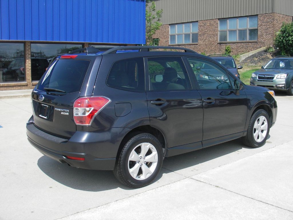 2016 Subaru Forester Image 5