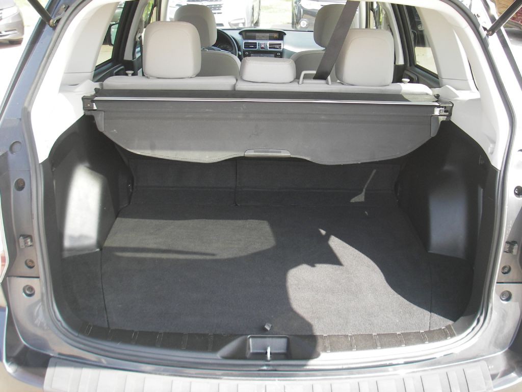 2016 Subaru Forester Image 29