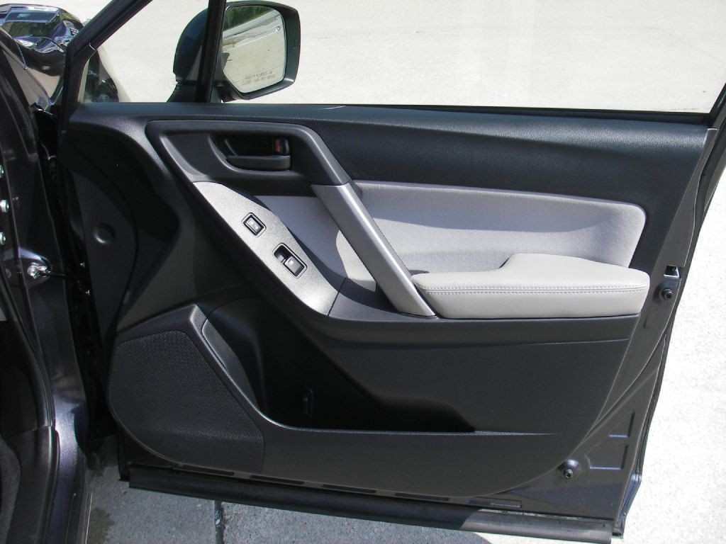 2016 Subaru Forester Image 34