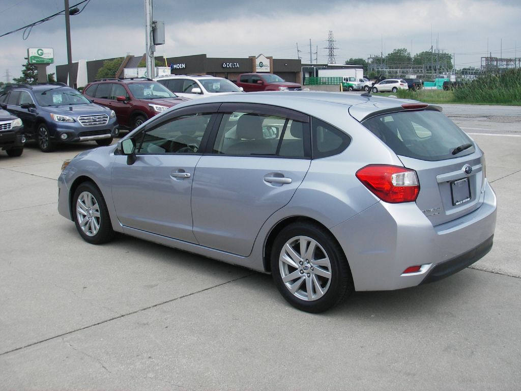 2016 Subaru Impreza Image 9