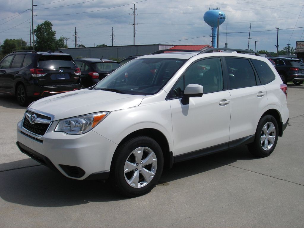 2016 Subaru Forester Image 11