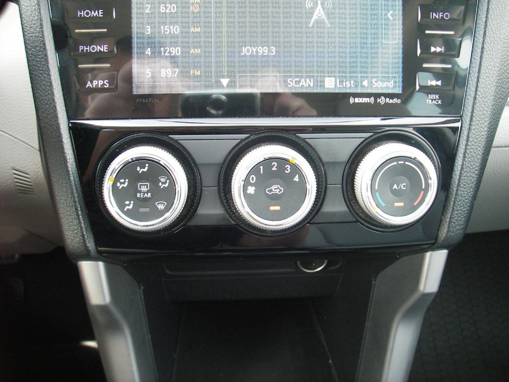 2016 Subaru Forester Image 23