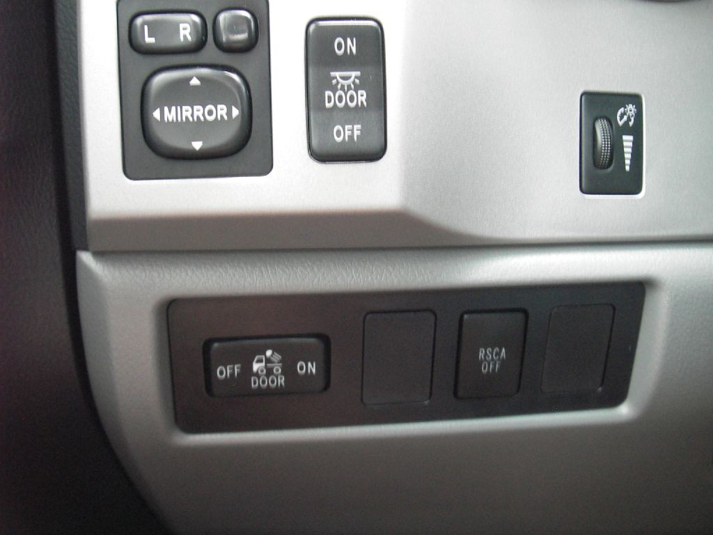 2008 Toyota Tundra Image 25