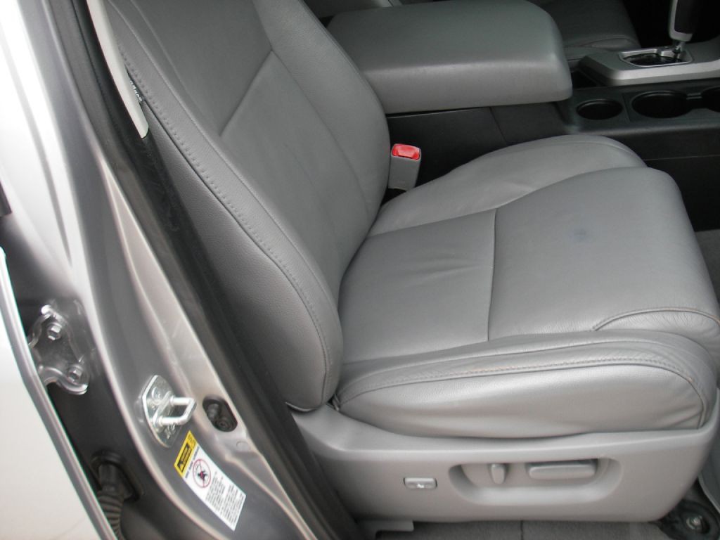 2008 Toyota Tundra Image 36