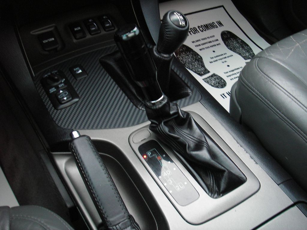 2009 Lexus GX Image 26