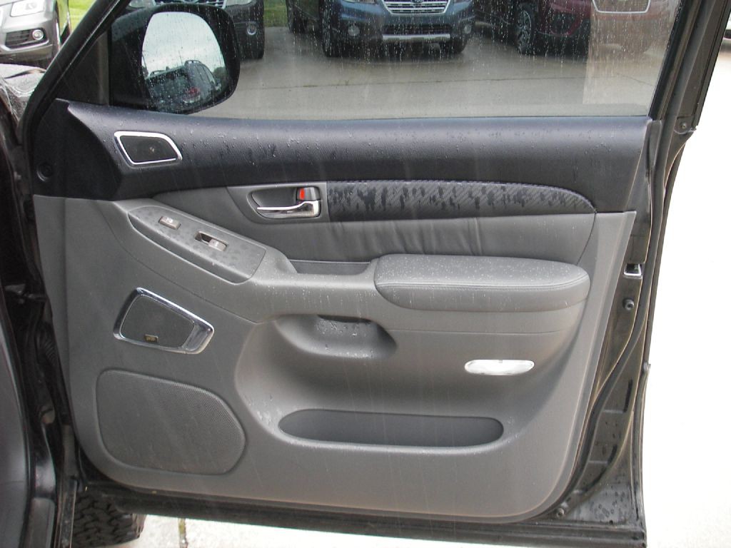 2009 Lexus GX Image 35