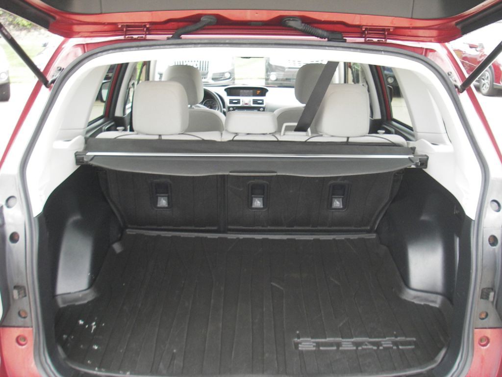 2016 Subaru Forester Image 29