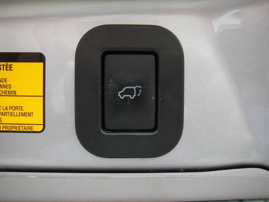 2015 Toyota Sienna Image 27