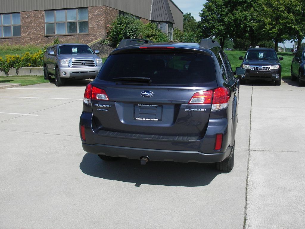 2012 Subaru Outback Image 6