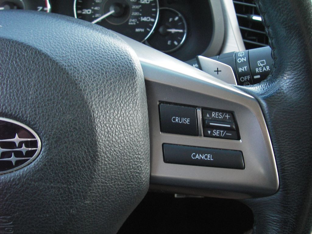 2012 Subaru Outback Image 18