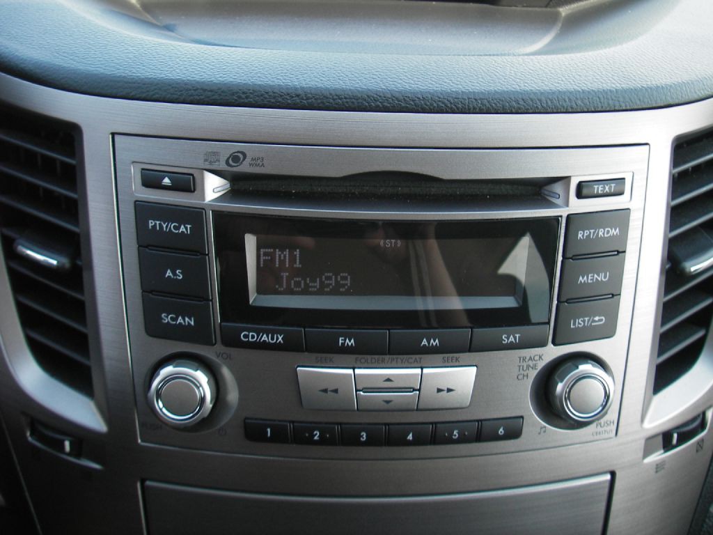 2012 Subaru Outback Image 20