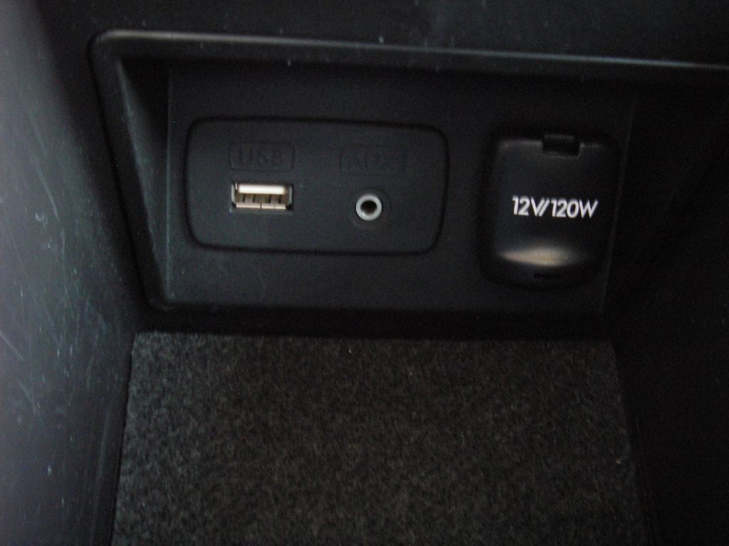 2012 Subaru Outback Image 24