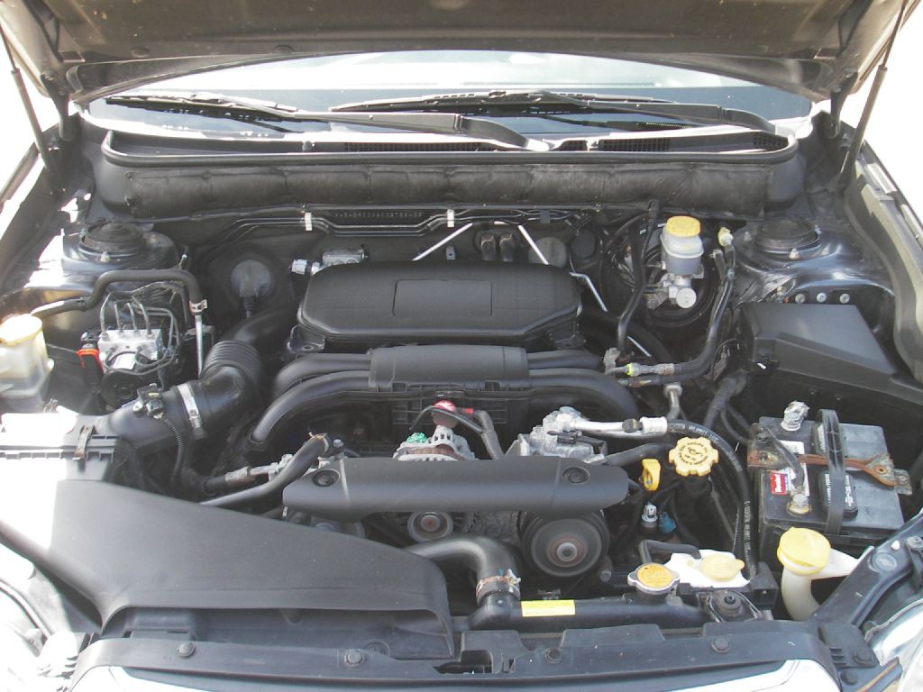 2012 Subaru Outback Image 34