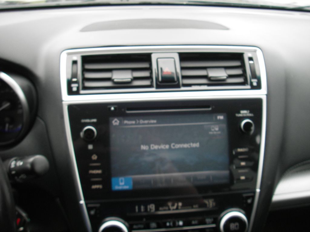 2018 Subaru Outback Image 19