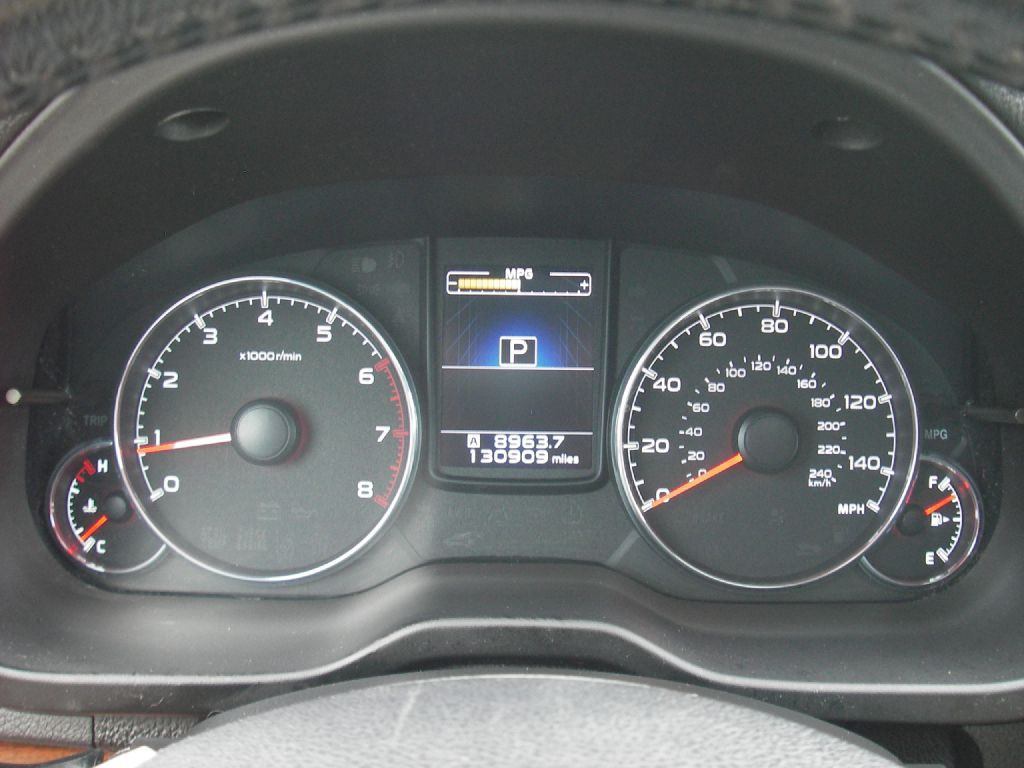 2014 Subaru Outback Image 16