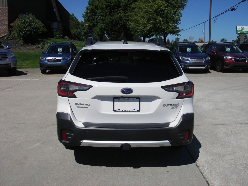 2020 Subaru Outback Image 7