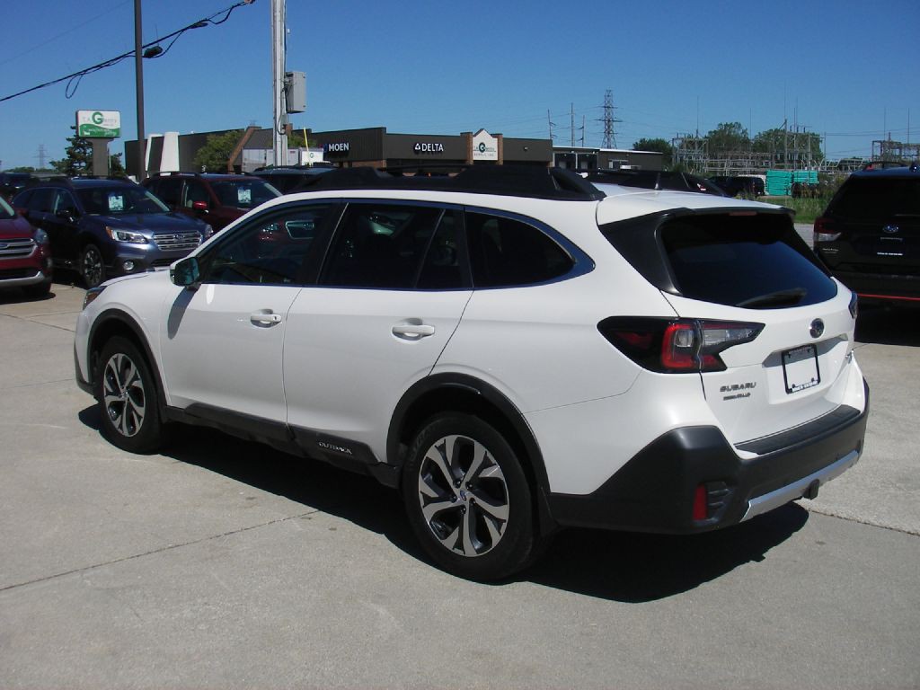 2020 Subaru Outback Image 9