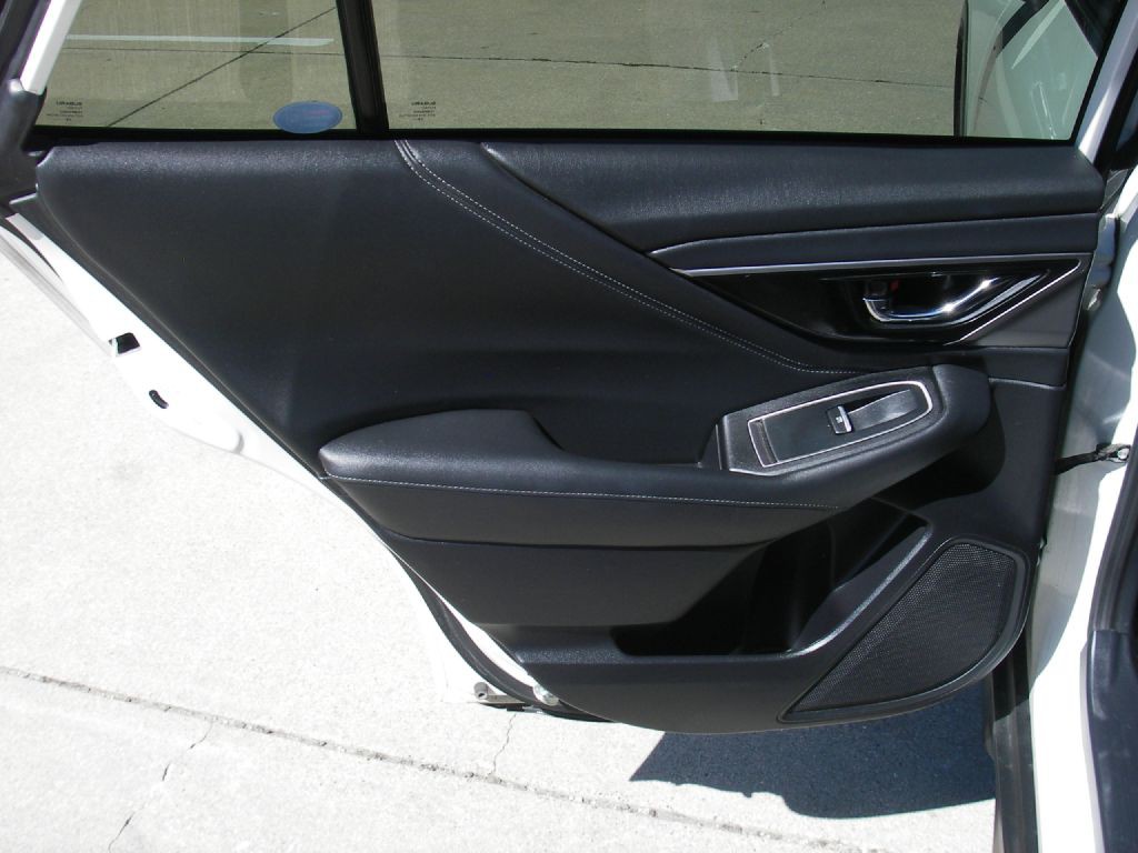 2020 Subaru Outback Image 24