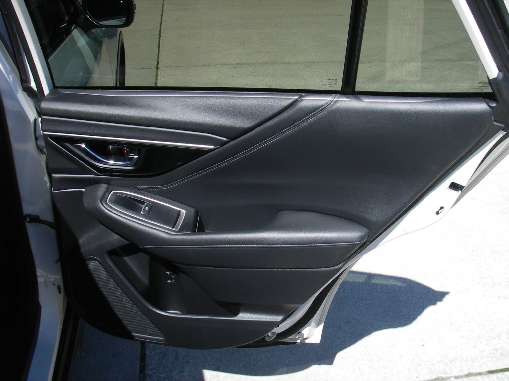 2020 Subaru Outback Image 28
