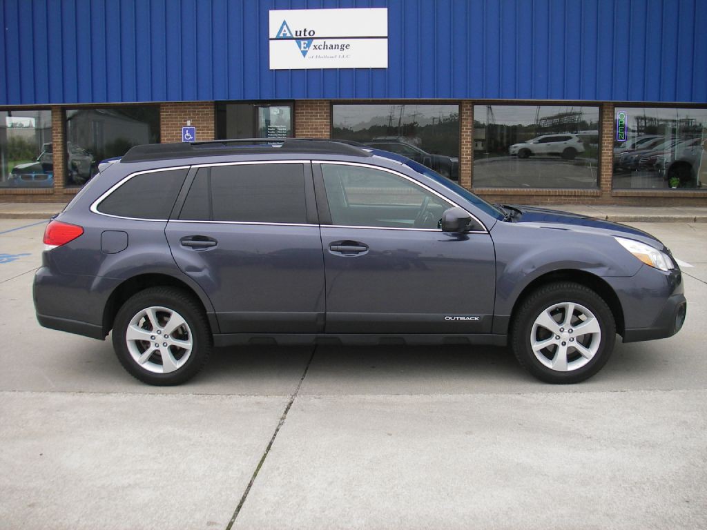 2014 Subaru Outback Image 4