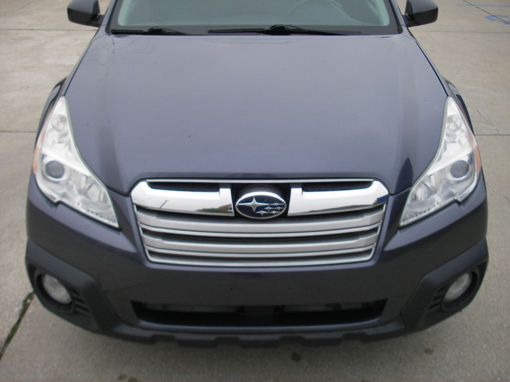 2014 Subaru Outback Image 13