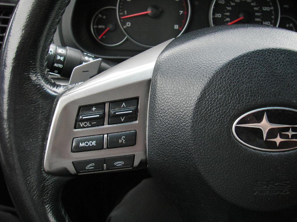 2014 Subaru Outback Image 17