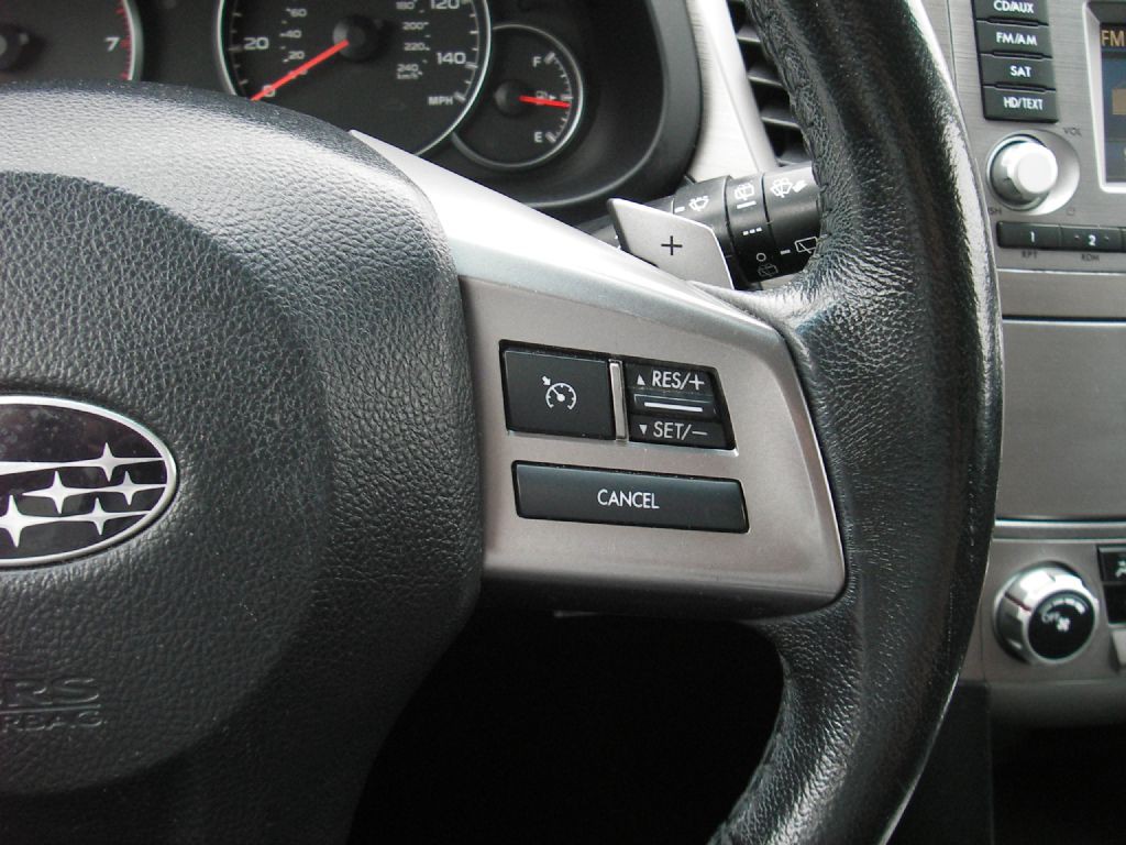 2014 Subaru Outback Image 18
