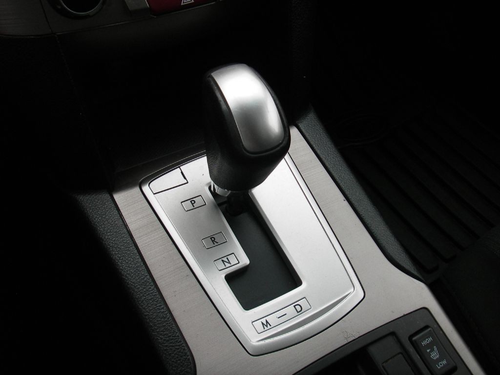 2014 Subaru Outback Image 22