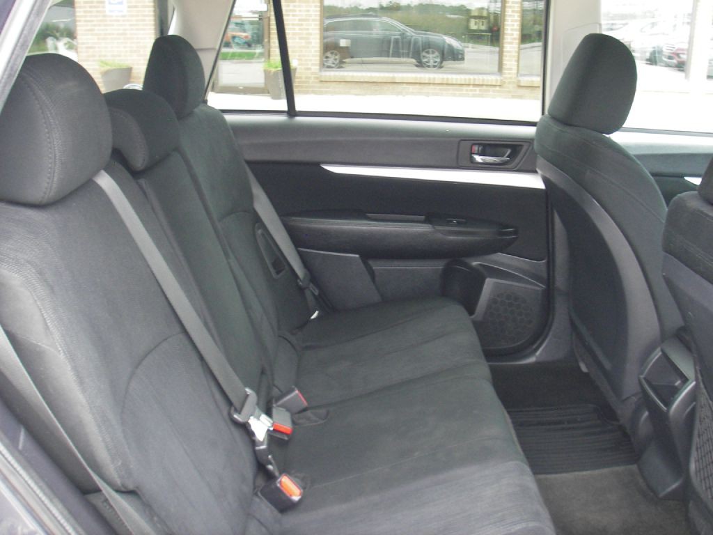 2014 Subaru Outback Image 29