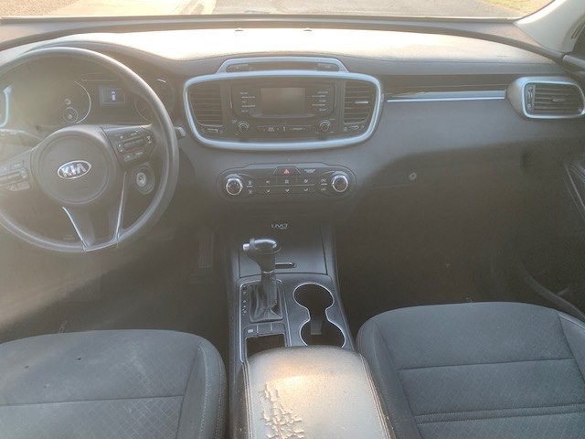 2016 Kia Sorento Image 9