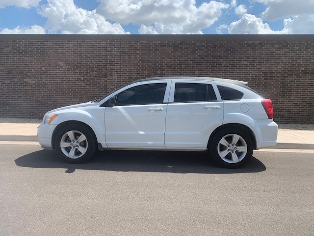 2011 Dodge Caliber Image 2