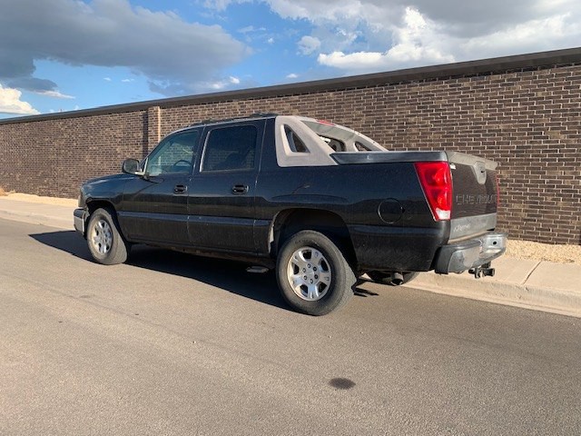 2006 Chevrolet Avalanche Image 3