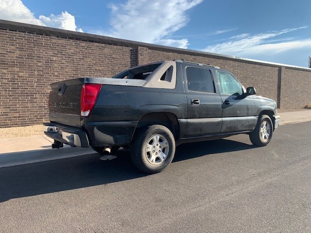 2006 Chevrolet Avalanche Image 6