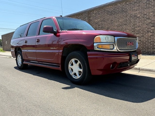 2004 GMC Yukon Image 4