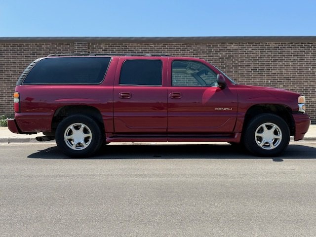 2004 GMC Yukon Image 5
