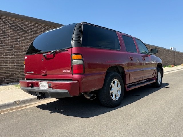 2004 GMC Yukon Image 6
