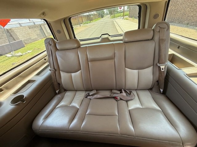 2004 GMC Yukon Image 9