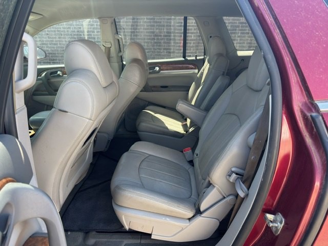 2008 Buick Enclave Image 8