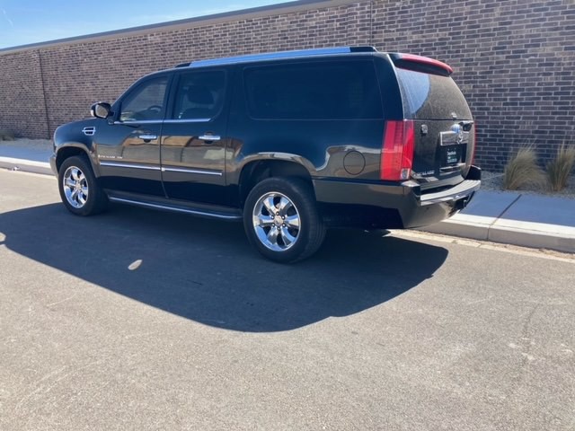 2007 Cadillac Escalade Image 3