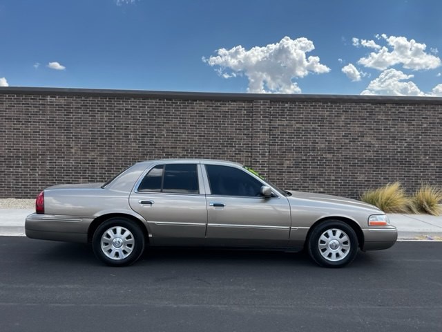 2003 Mercury Grand Marquis Image 5